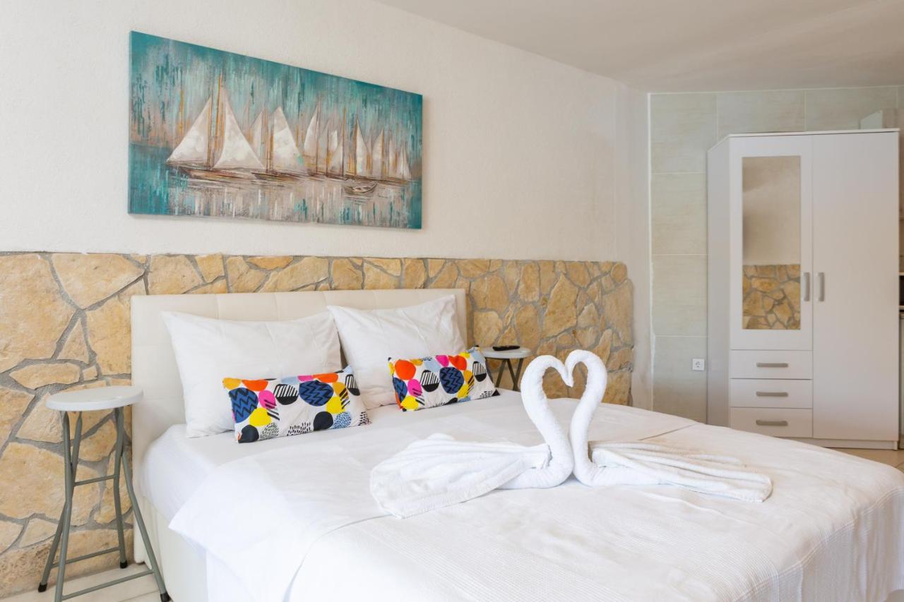 Estella Villa Apartments 罗戈兹尼察 外观 照片